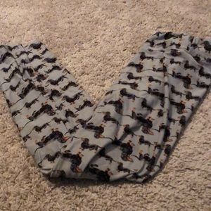 Gray Daschund leggings OS